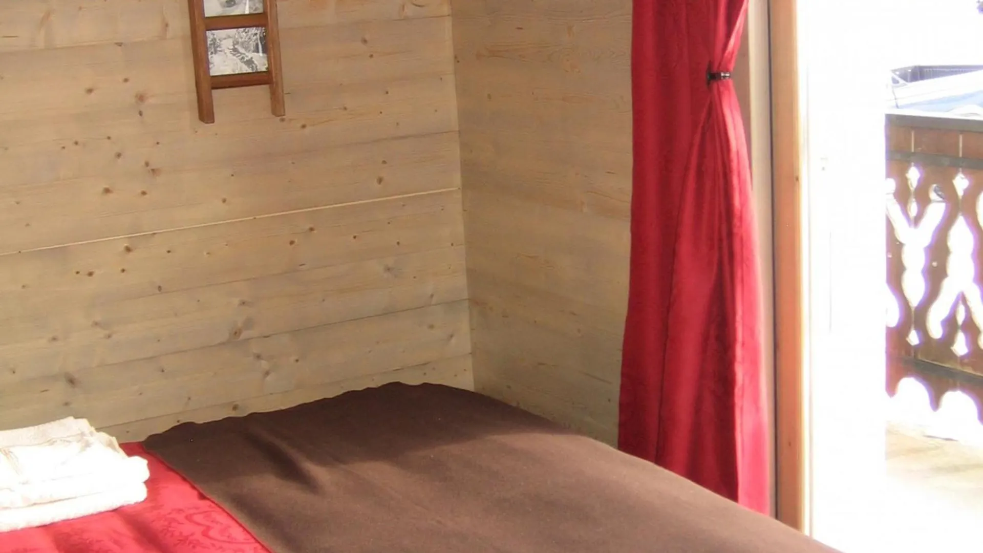 Charmant Appartement Avec Wifi Et Parking Prive Aux Gets - Fr-1-671-79 0*, Les Gets